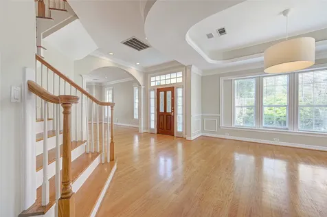 2124 Nantucket Drive A Houston TX 77057