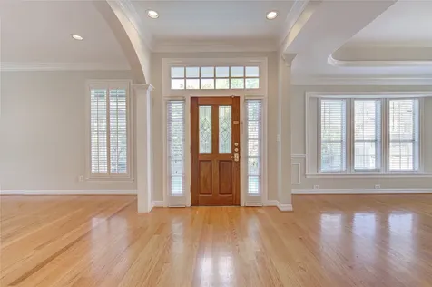 2124 Nantucket Drive A Houston TX 77057