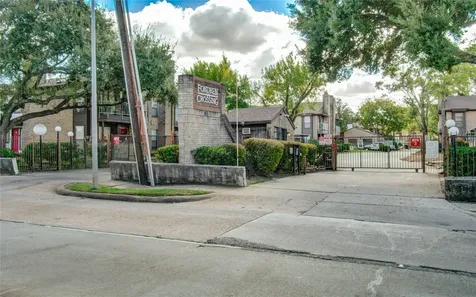 6633 W Airport Boulevard 1008 Houston TX 77035
