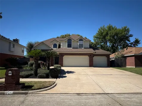 330 Breeze Park Drive Houston TX 77015