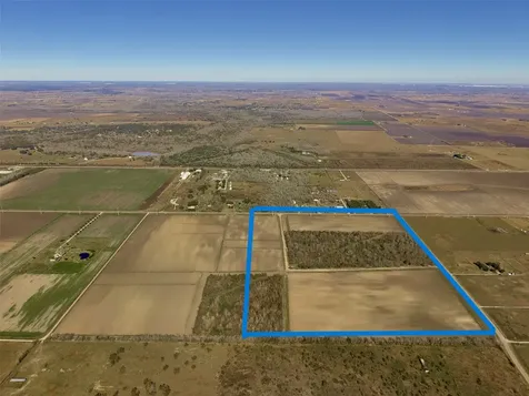 5735 Van Steinberg Road East Bernard TX 77435