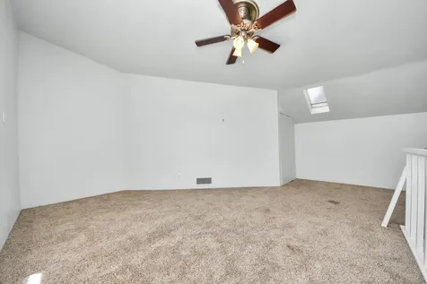 2711 Briarhurst Drive 18 Houston TX 77057