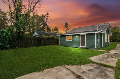 2272 Pierce Street Beaumont TX 77703