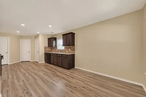 1308 Winding Willow Drive Pinehurst TX 77362
