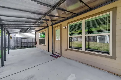 1308 Winding Willow Drive Pinehurst TX 77362