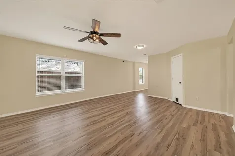 1308 Winding Willow Drive Pinehurst TX 77362
