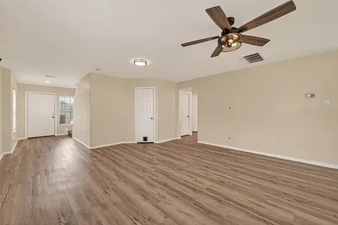 1308 Winding Willow Drive Pinehurst TX 77362