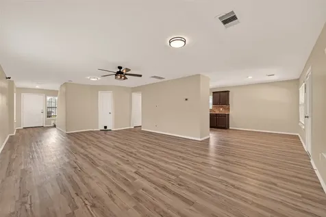 1308 Winding Willow Drive Pinehurst TX 77362