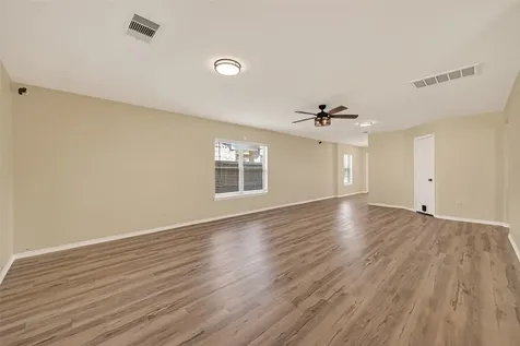 1308 Winding Willow Drive Pinehurst TX 77362
