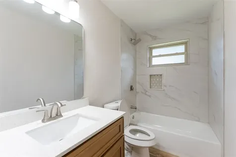 15823 Kueben Lane Houston TX 77489
