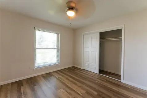 15823 Kueben Lane Houston TX 77489