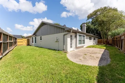 15823 Kueben Lane Houston TX 77489