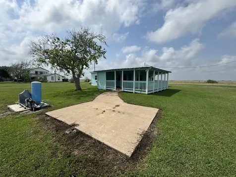 302 2nd Street Palacios TX 77465