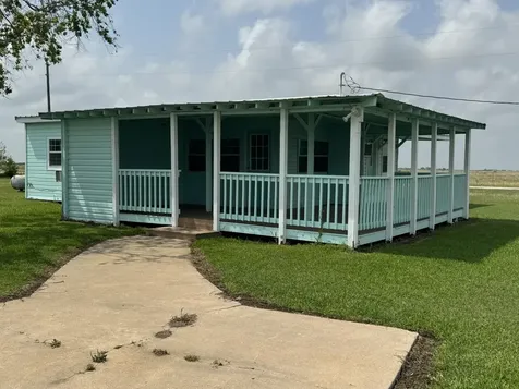302 2nd Street Palacios TX 77465