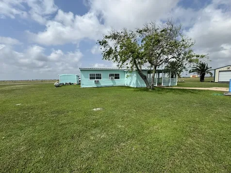 302 2nd Street Palacios TX 77465