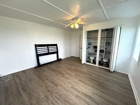 302 2nd Street Palacios TX 77465