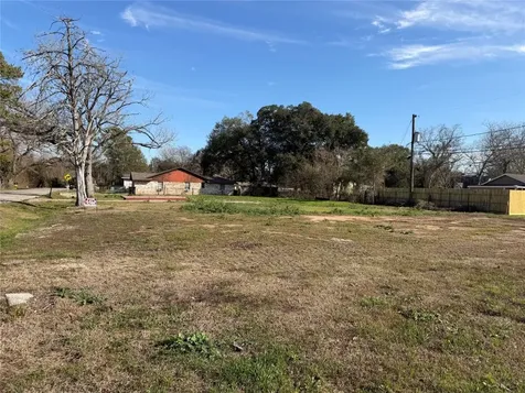 819 Collins Street Richmond TX 77469