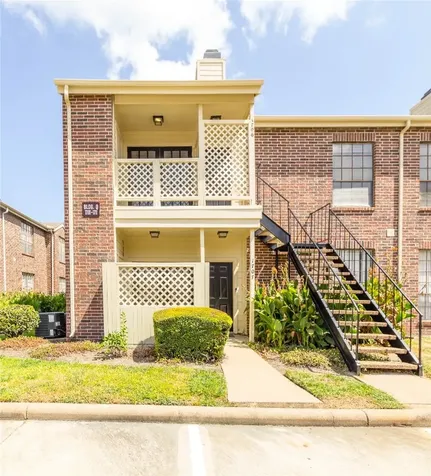 2121 El Paseo Street 1706 Houston TX 77054
