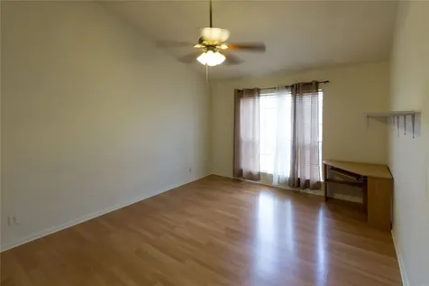 2121 El Paseo Street 1706 Houston TX 77054