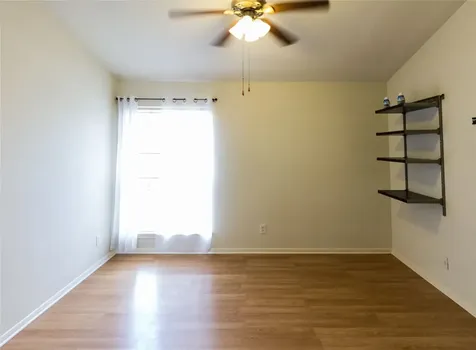 2121 El Paseo Street 1706 Houston TX 77054