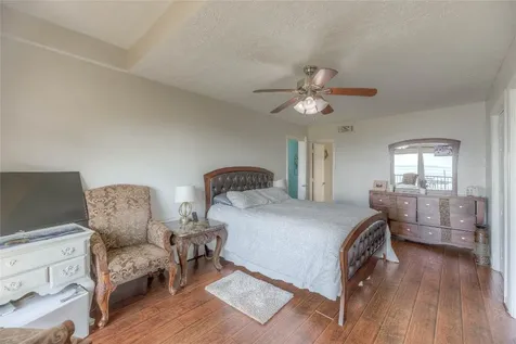 445 Carolcrest Lane 112 Livingston TX 77351