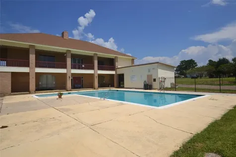 445 Carolcrest Lane 112 Livingston TX 77351