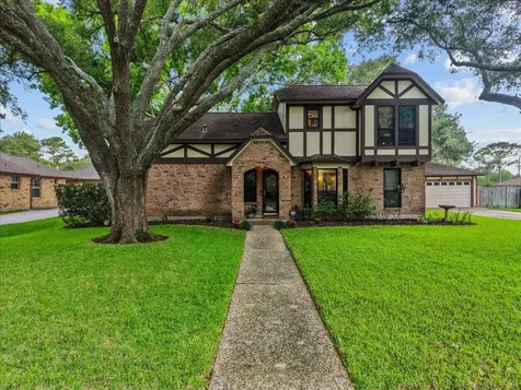 1810 Hunt Drive Friendswood TX 77546