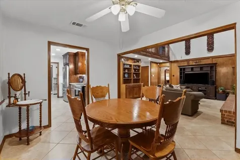 1810 Hunt Drive Friendswood TX 77546