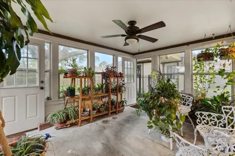1810 Hunt Drive Friendswood TX 77546