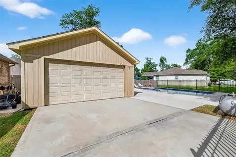 23519 Creek Wood Drive Spring TX 77389
