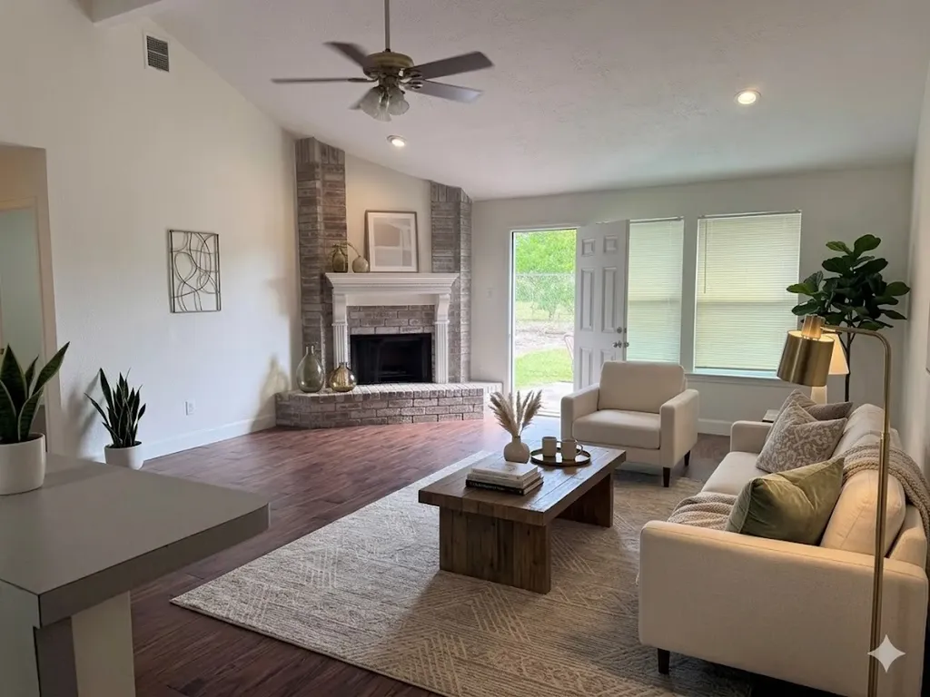 17034 Coachmaker Drive Friendswood TX 77546
