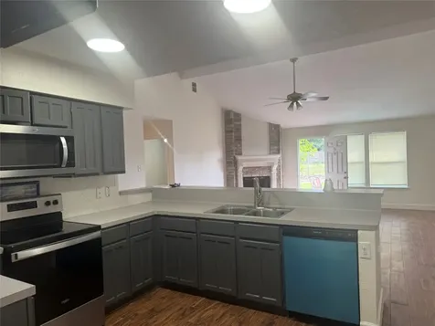 17034 Coachmaker Drive Friendswood TX 77546