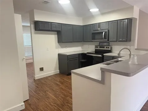 17034 Coachmaker Drive Friendswood TX 77546
