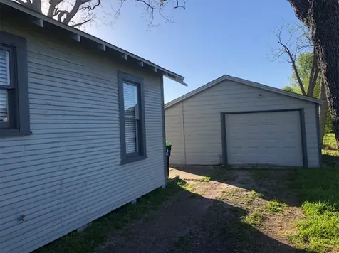 3022 School Street Needville TX 77461