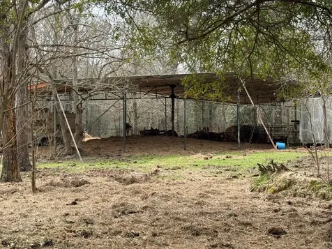 0 Old Hwy 105 E Cleveland TX 77327