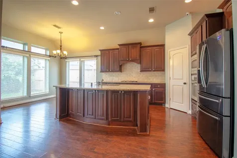 2019 Sunset Springs Drive Pearland TX 77584