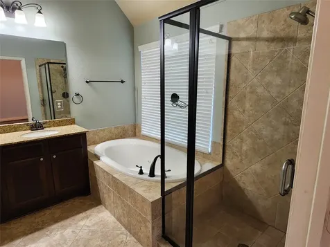 2019 Sunset Springs Drive Pearland TX 77584