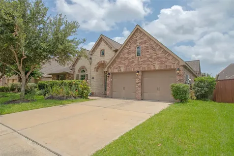 2019 Sunset Springs Drive Pearland TX 77584