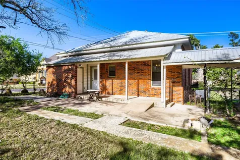 208 N Avenue B Elgin TX 78621