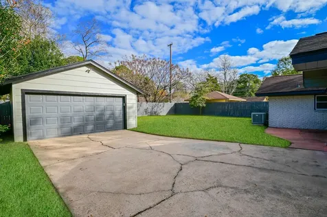 9822 Larston Street Houston TX 77055
