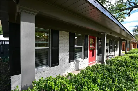 9822 Larston Street Houston TX 77055