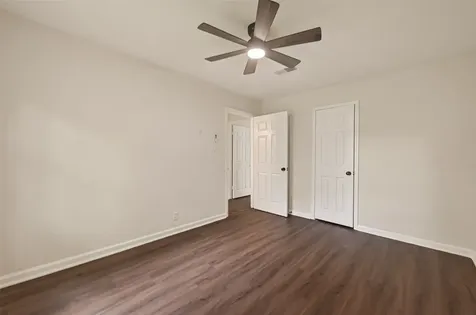 5830 Southlea Street Houston TX 77033