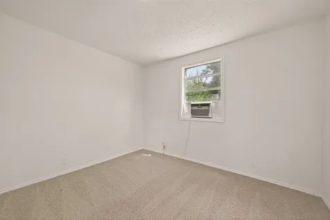 5830 Southlea Street Houston TX 77033