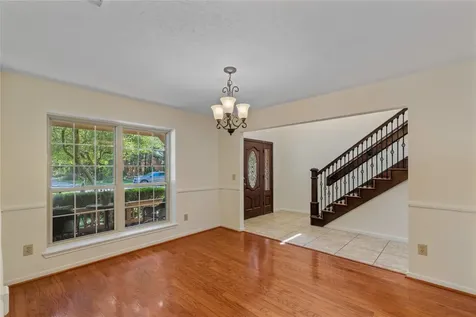 103 Breezy Point Place The Woodlands TX 77381