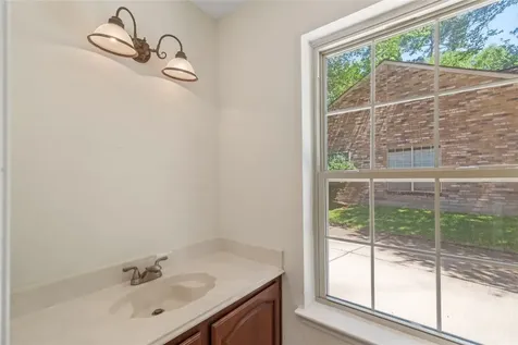 103 Breezy Point Place The Woodlands TX 77381