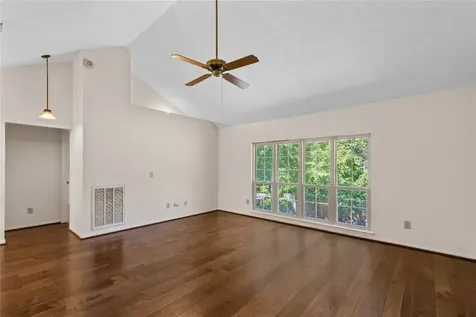 103 Breezy Point Place The Woodlands TX 77381