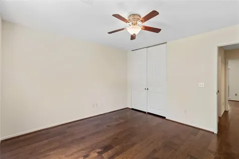 103 Breezy Point Place The Woodlands TX 77381