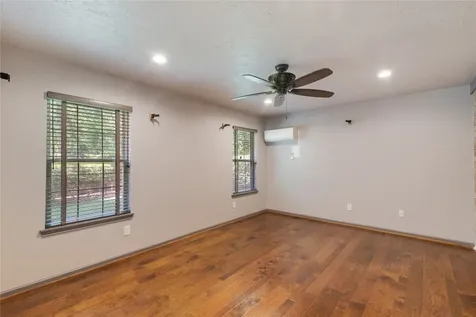 103 Breezy Point Place The Woodlands TX 77381