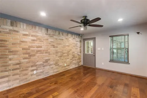 103 Breezy Point Place The Woodlands TX 77381