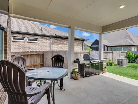 17204 Begonia Bend Drive Conroe TX 77302